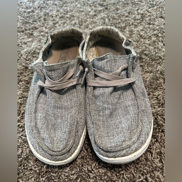 Other - Kids Grey Wendy Hey Dudes Size 5